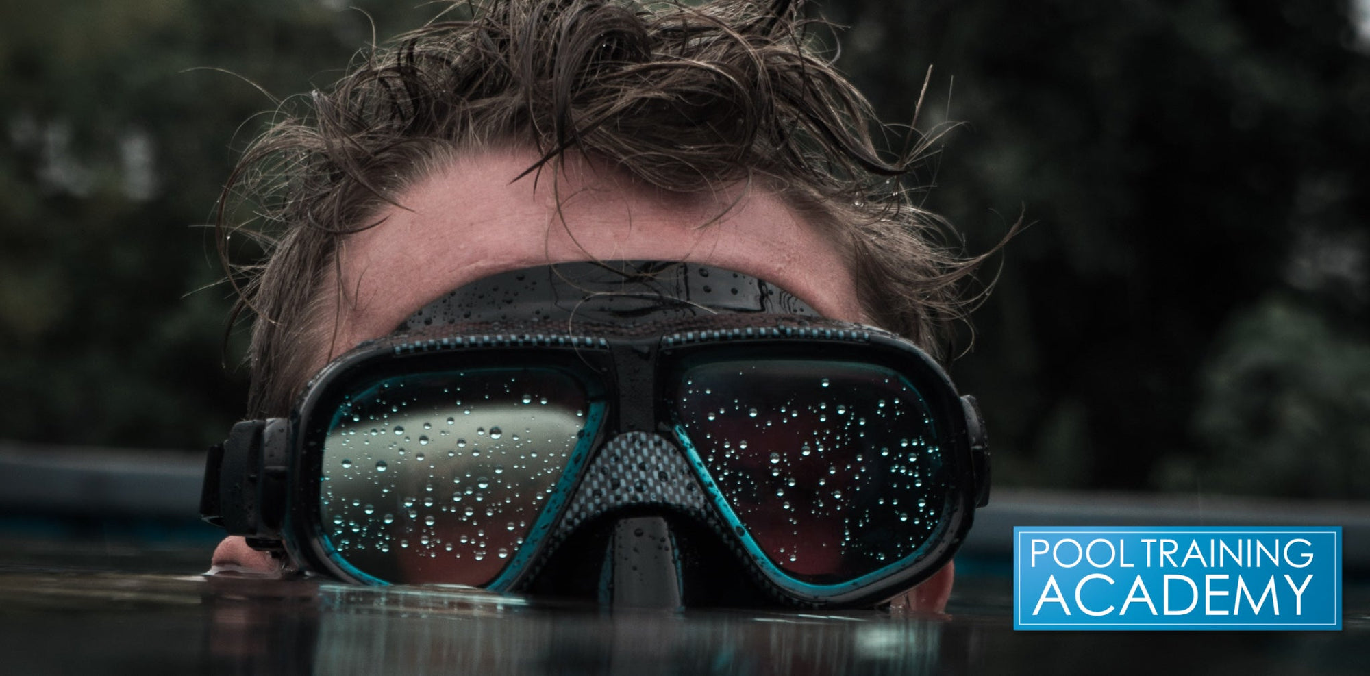 Pool Eyes Does Chlorine Make Eyes Burn? - Pool Training Academy